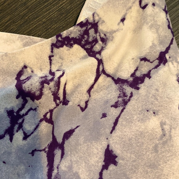 Vince Camuto Bra w/removable pads, adjustable straps, size M, peach & purple - Picture 3 of 4